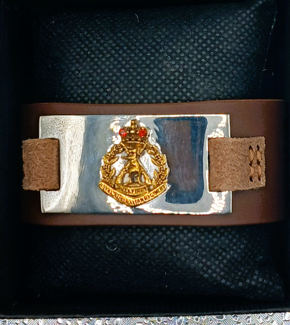 Hand Crafted Leather Wrist Band Royal Australian Army Regiment