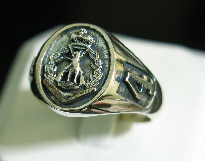 2/4 Battalion Royal Australian Regiment Ring