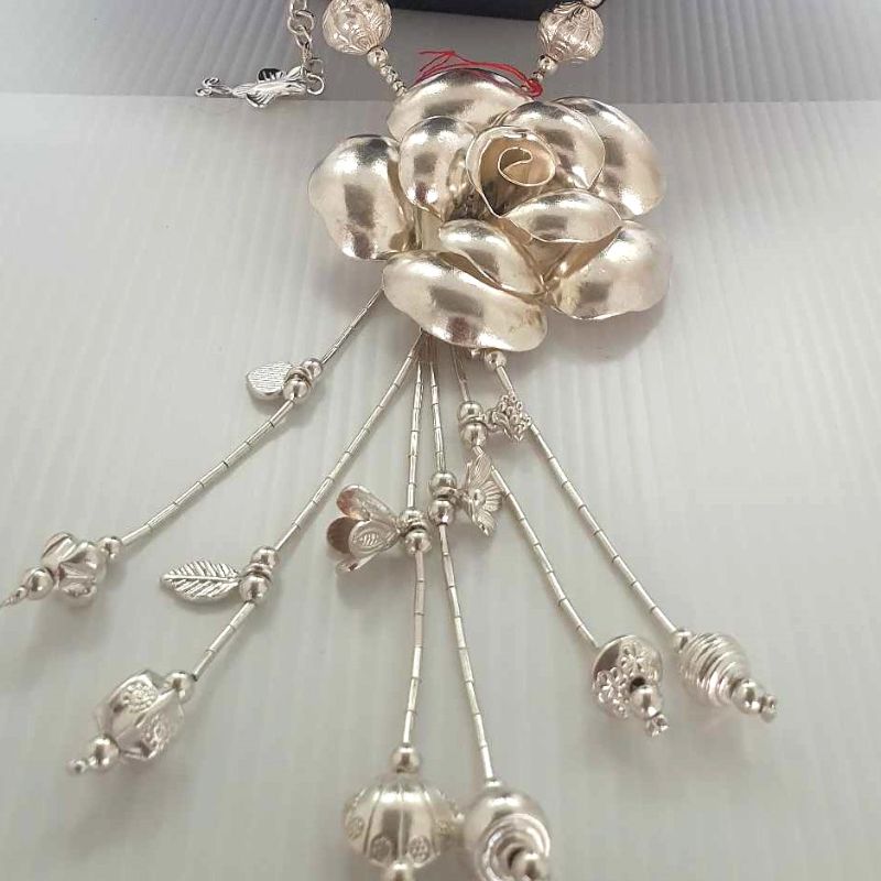Dual Link Chain Flower Pendant Necklace