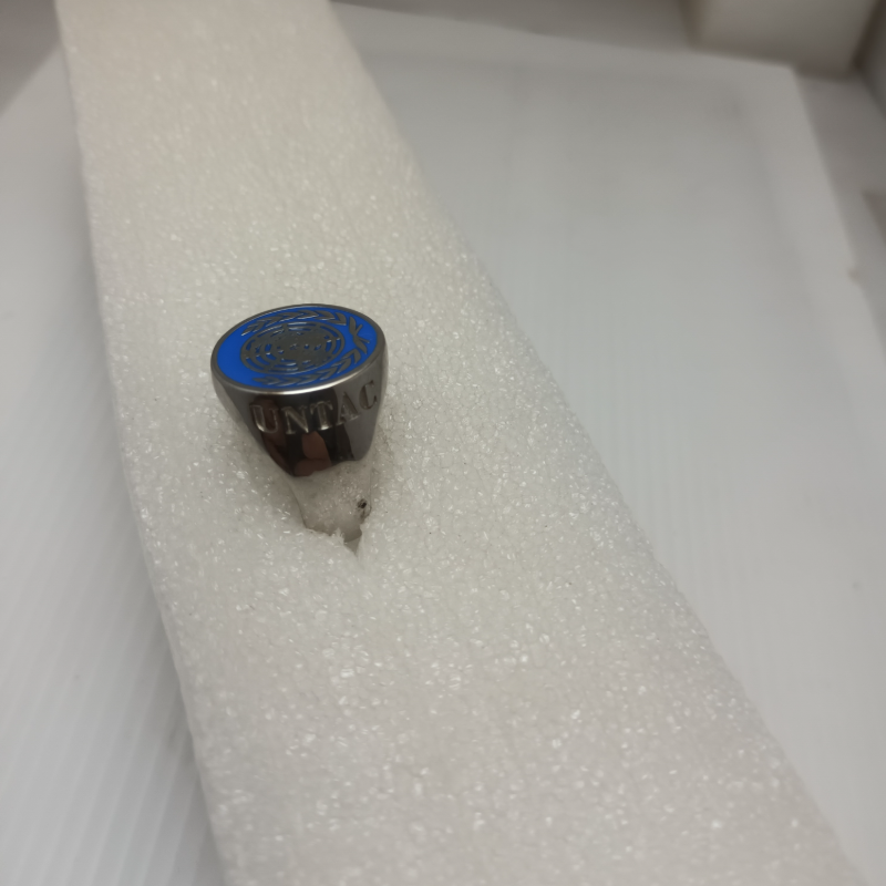 UN Style Sterling Silver Ring